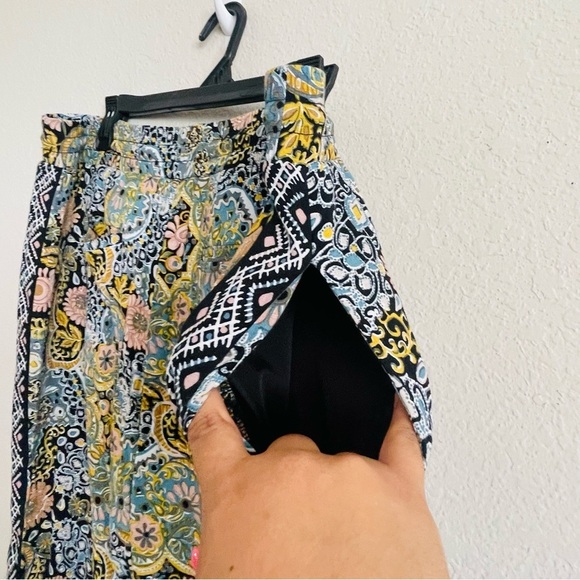 Loft woman’s floral printed pull-on pants size L wide leg casual comfortable - Picture 10 of 10